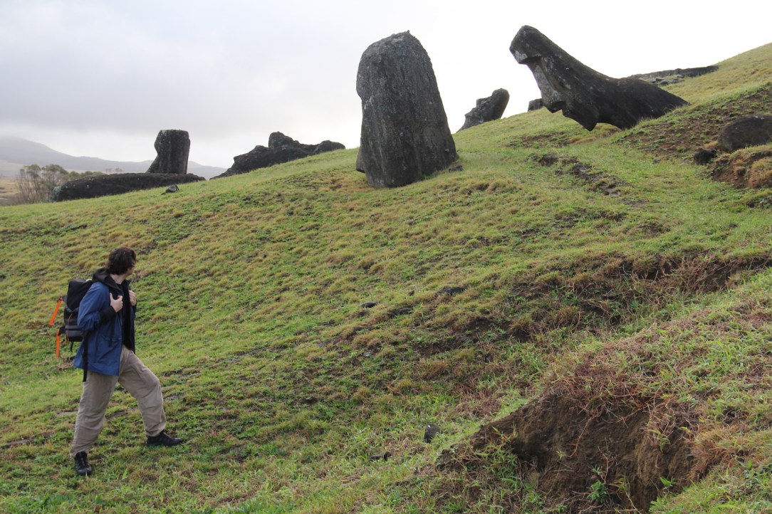 easter_island_heads_10