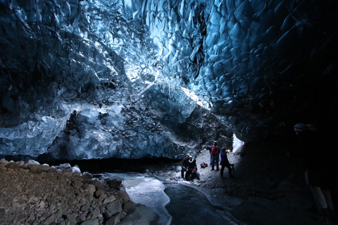 iceland_ice_cave_8