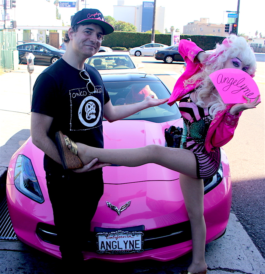 Angelyne_Corvette_12